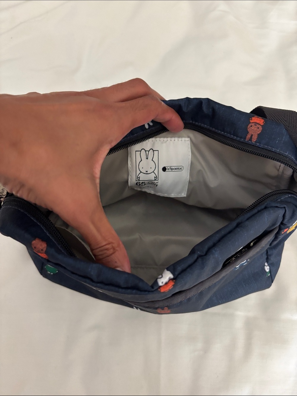 Lesportsac x Miffy Crossbody Bag - Picture 7 of 10